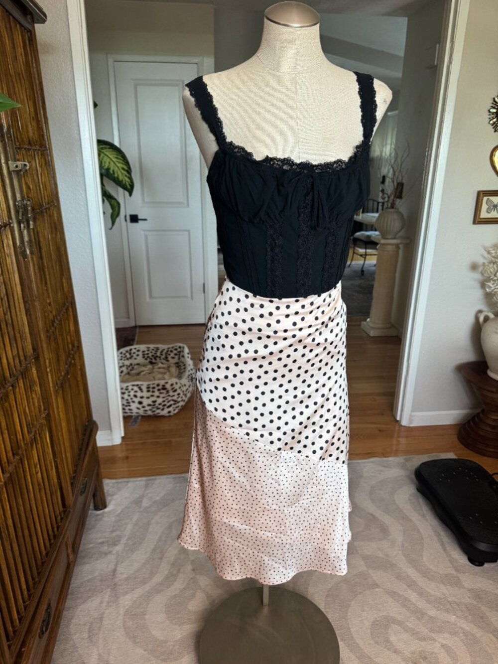 Monterey Midi Skirt privacy please revolve